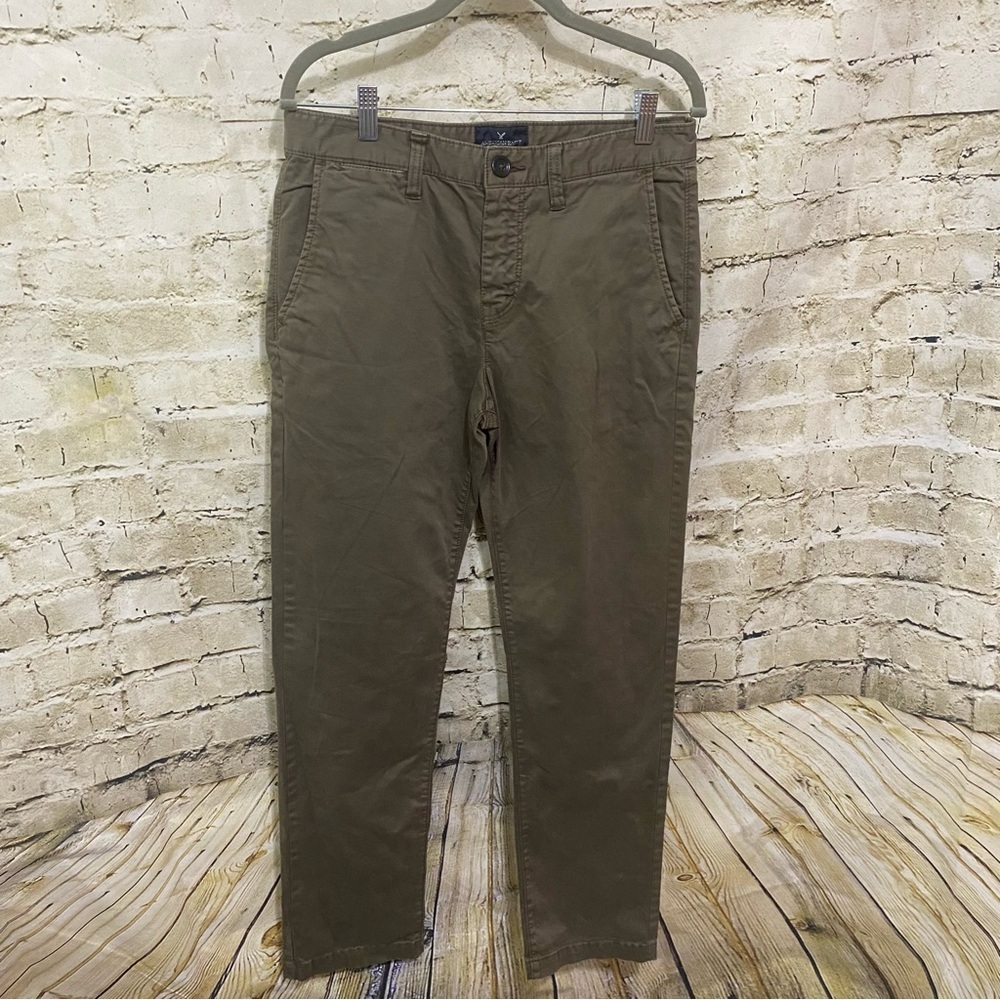 NEW American Eagle Green Slim Straight Khaki Chino Pants - Picture 1 of 6
